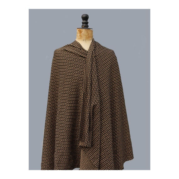1970s brown and gold lurex cape - image 5