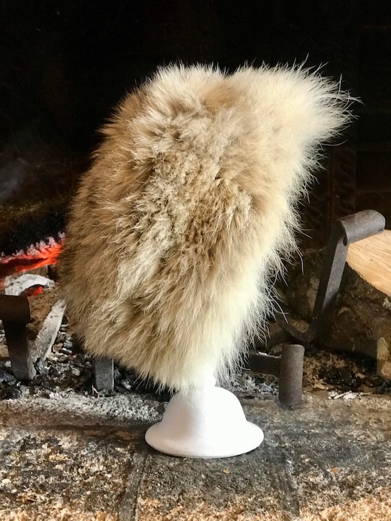 1970s french beige fur hat / vintage fur hat