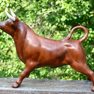 Large Bull Statue.  Ceramic Bull Figurine.  VC534