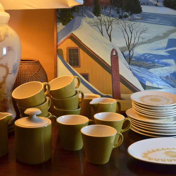 Sheffield Serenade Tableware  Pieces.  Serving Dishes.  Coffee Service.  Plates and Mugs.