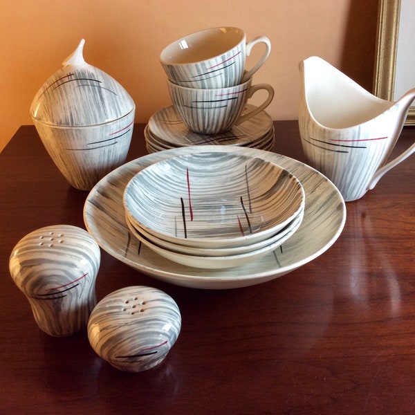 Mid Century Dinnerware. Hiawatha by Stetson Pieces.  Serving Dishes and Plates. VC612, VC613, VC614, VC616, VC617, VC618, VC619