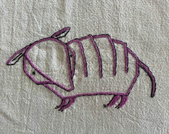 ARMADILLO - Hand Embroidery Pattern PDF