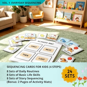 Könnte beinhalten: Ein Set aus pädagogischen Sequenzierungskarten für Kinder mit Illustrationen von Tieren und täglichen Aktivitäten, begleitet von einer weißen Aktivitätsmatte mit dem Text FIRST, NEXT, THEN und LAST in schwarzen Feldern auf einem grünen Teppich.