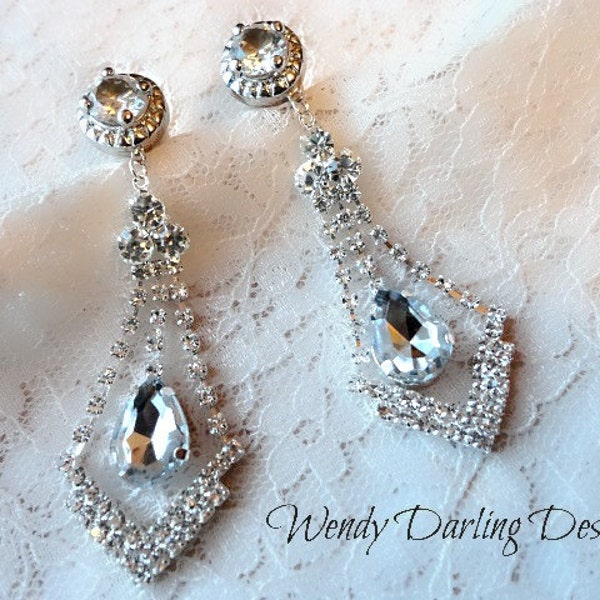 Organic 'Dare to Dream' Cubic Zirconia and Rhinestone Dangle Plugs in 2g 0g 00g 7/16"