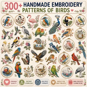 Puede incluir: Una colección de más de 300 patrones de bordado hechos a mano de aves, incluyendo flamencos, pavos reales, búhos y loros. La imagen muestra numerosos bastidores de bordado circulares con ilustraciones detalladas de aves y elementos florales.