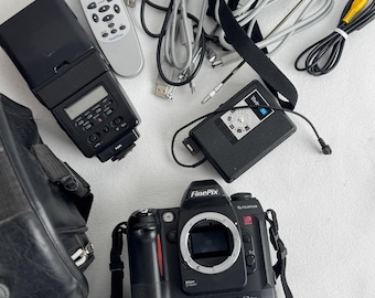 Vintage Nikon FinePix S2 Pro DSLR Camera | Fujifilm Super CCD F-Mount Body