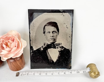 Civil War Tintype Portrait | Isaac Barr Ferrotype Photo | 1860s Man Bow Tie