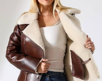 Brown Leather Jacket with Soft Fur Interior, Women's Winter Leather Coat, Classic Zip-Up Outerwear, Cozy Cold Weather Essential