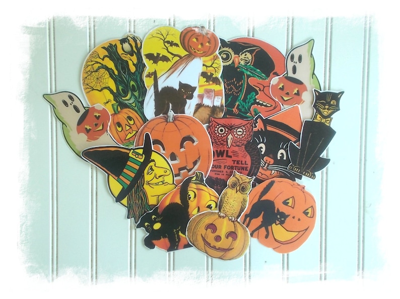 13 Piece Set of Retro Vintage Style Halloween Decorations Etsy