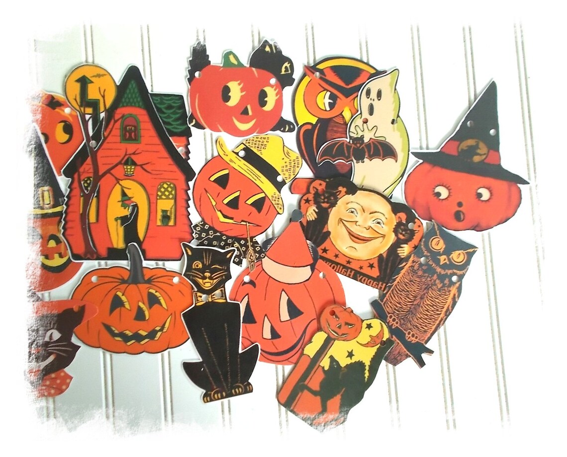 21 Piece Set of Retro Vintage Style Halloween Decorations Etsy