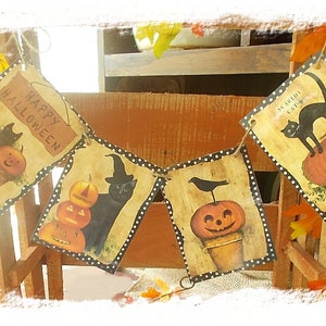 Retro Vintage Halloween  Banner Laminated Garland