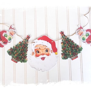 Retro Laminated Santa Christmas Banner/ Christmas Decoration / Vintage Style Santas & Christmas Tree