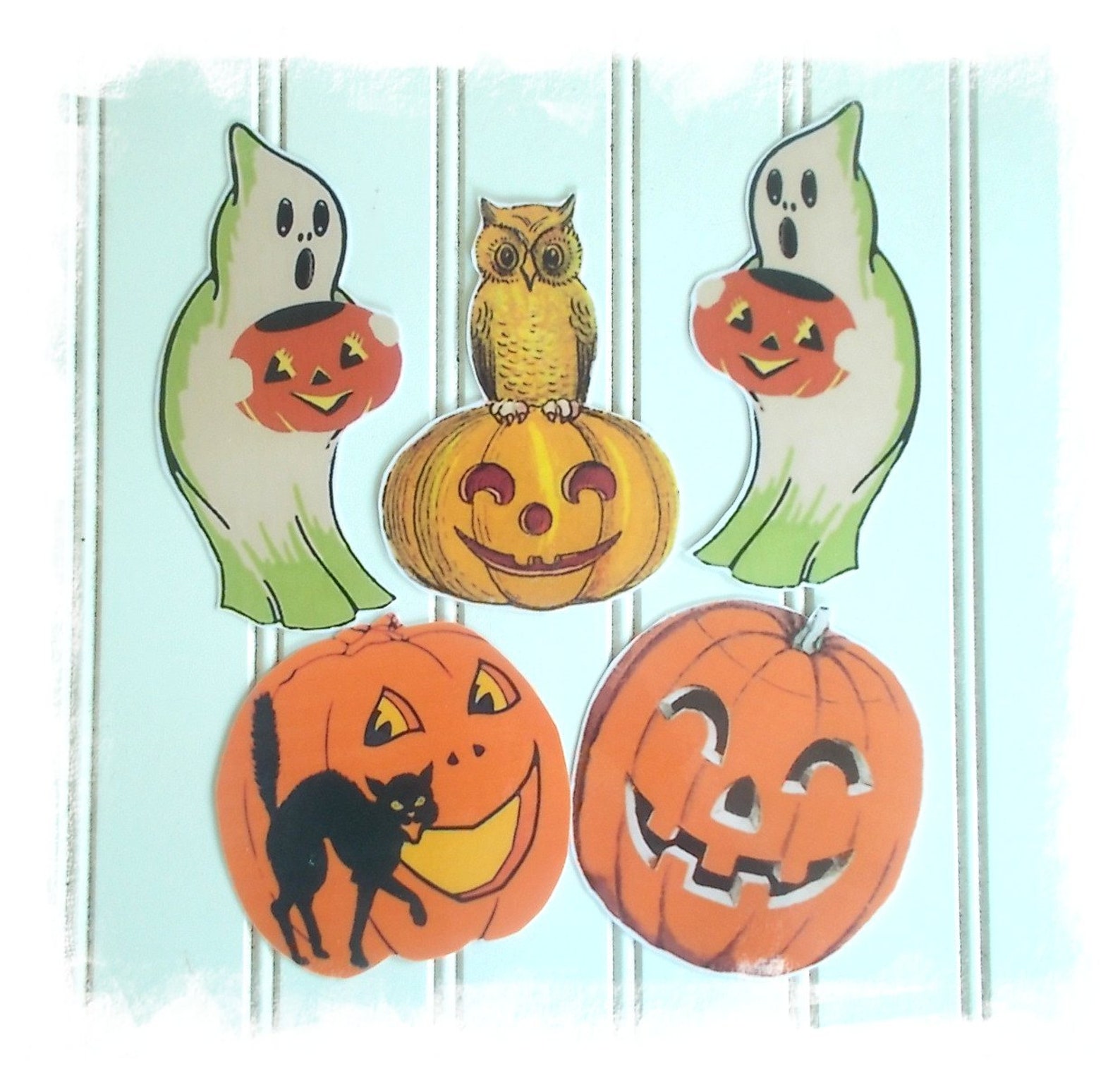 13 Piece Set of Retro Vintage Style Halloween Decorations Etsy