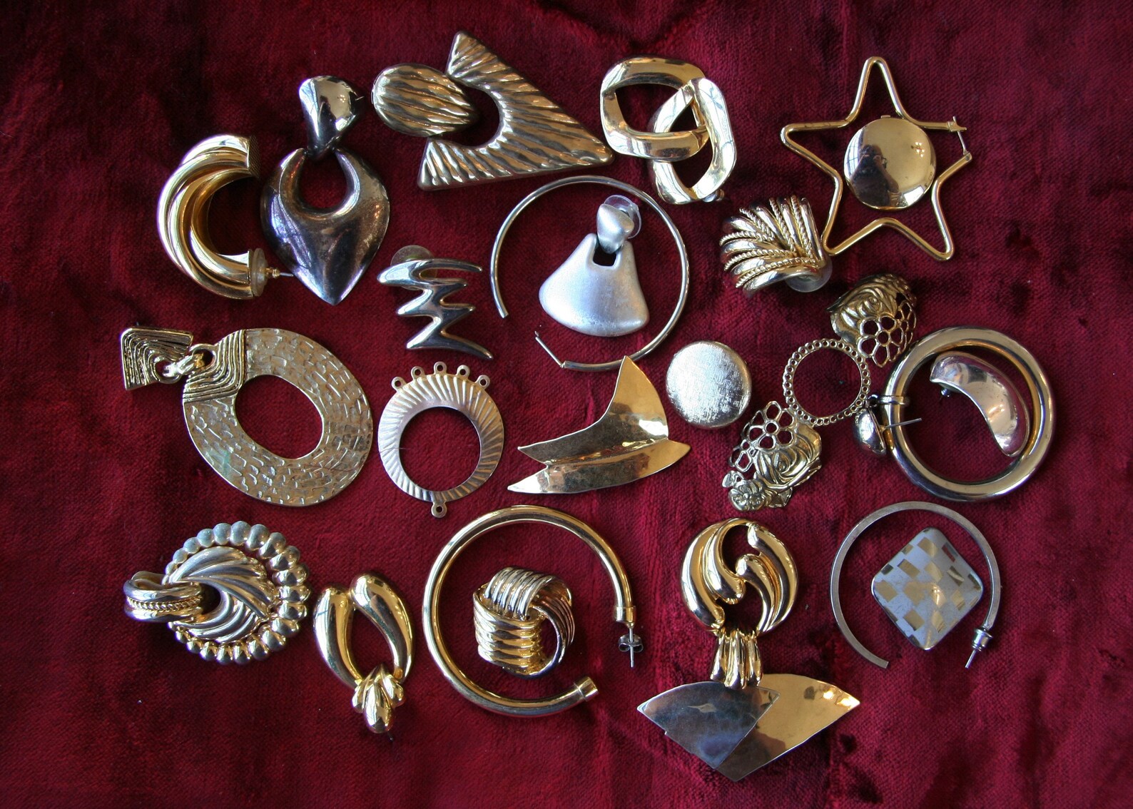 25piece Lot of Vintage Jewelry Findings Gold & Silver Etsy