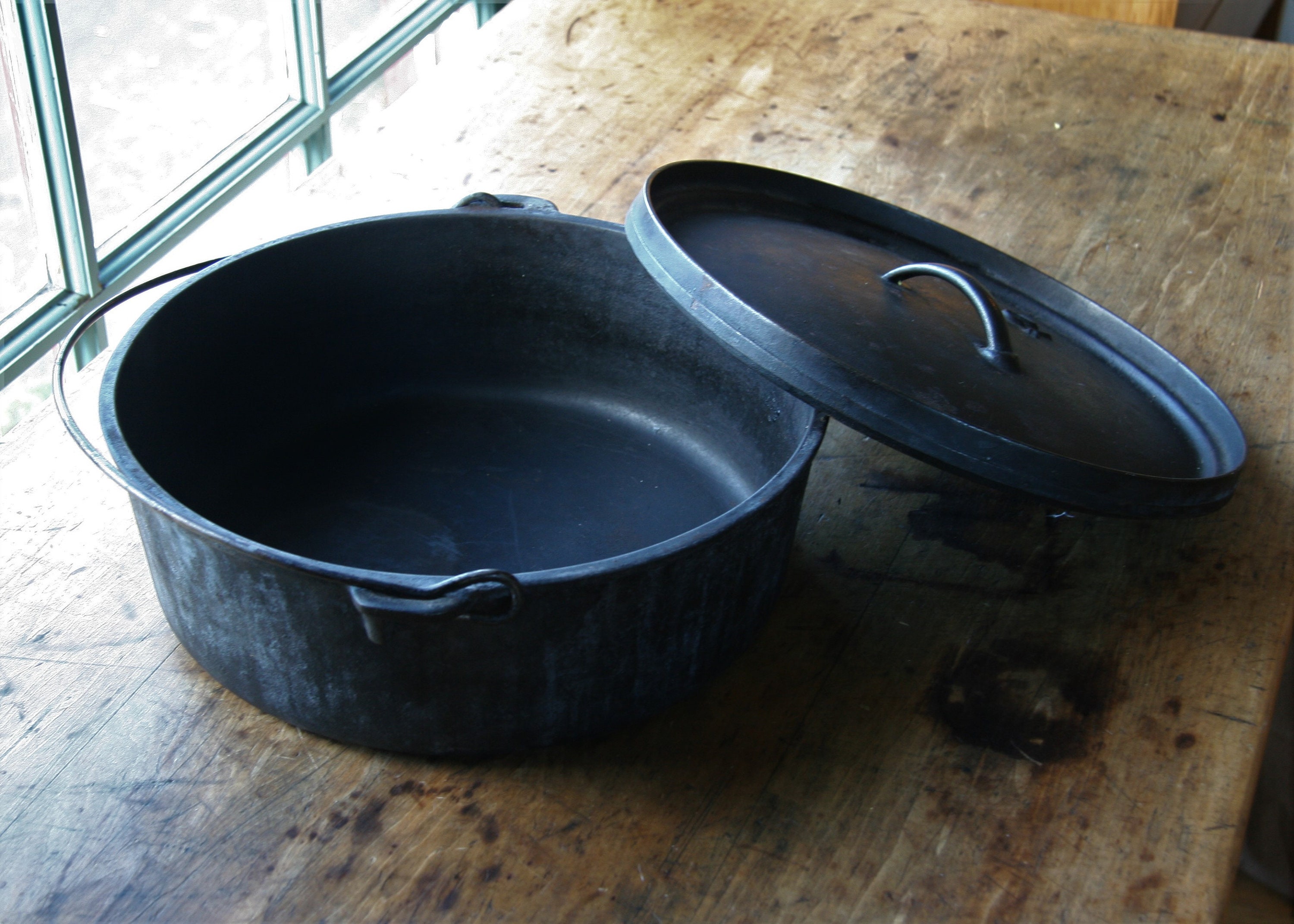 Large Vintage Cast Iron Camp Oven No. 12 12 Inch Dutch Oven Etsy