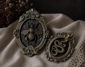 Conjunto de marcos de decoración gótica para Halloween, chapados en oro, con diseño de abeja y serpiente en relieve, curiosidades góticas de metal, decoración de pared barroca.