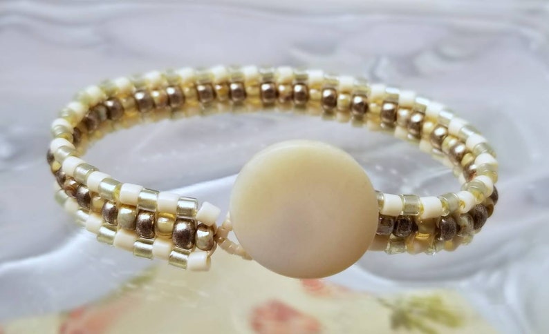 Penzance Bracelet beadwoven cream metallic mother of pearl button image 5