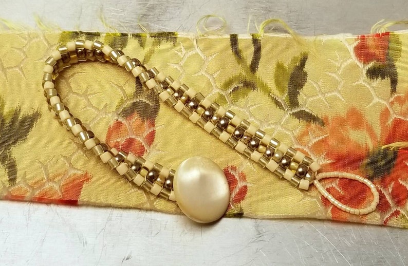 Penzance Bracelet beadwoven cream metallic mother of pearl button image 4