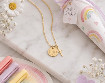 Personalisierte Taufkette mit Name und Kreuz, Kinderkette zur Taufe, Geschenk für Mädchen, Namenskette aus Messing, Taufgeschenk