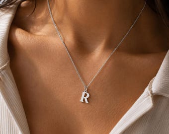 Personalisierte Initialenkette, Buchstaben Halskette Gold Silber Roségold, Geschenk für Freundin, Mama oder Schwester
