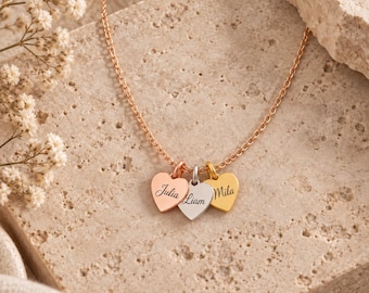 Engraved Hearts Name Necklace, Personalized Mom Necklace with Kids Names, Family Pendant Necklace, Mother's Day Gift, Christmas Gift for Mom