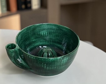 Ceramic Berry Washing Bowl | Self Spinning Colander | 360 Swirl Fruit & Vegetable Rinser | Kitchen Strainer Bowl | Housewarming Gift