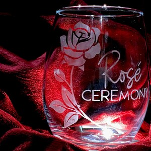Rose Ceremony Wine, Etched Bachelor Nation Stemless Wine Glass, Bachelorette Rosé Wine Glass, Bachelor Themed Gift, Girls Night Wine Glass