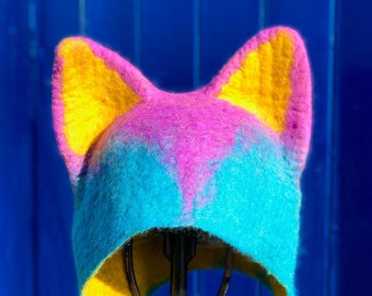 Sauna Kitty Carnival Hat