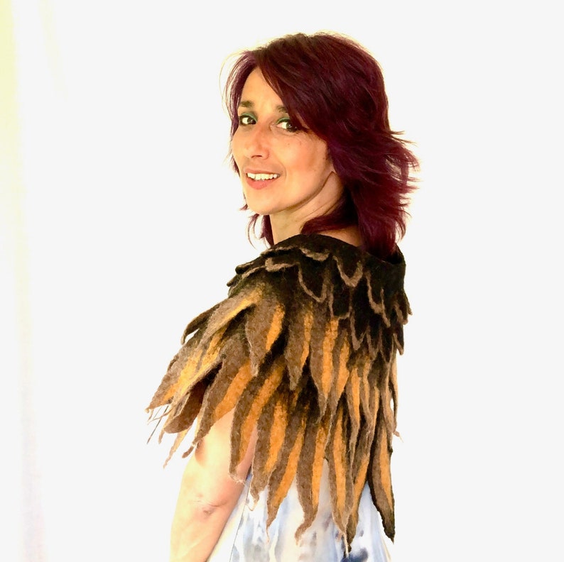 Walking Dead Eagle Wings Cape image 3