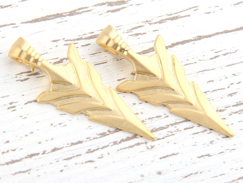 Matte Gold Arrow Pendants Tribal Arrow Pendant Spear Head Pendants 2 pcs GP-439