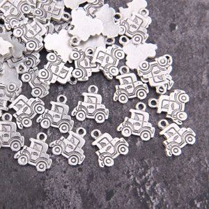 Silver Car Charms, Silver Plated Car Drops, Vehicle Charms, Automobile Charms, Bracelet Charms, 15x16 mm, 10 pcs // SCh-241