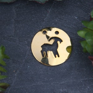1 Capricorn Zodiac Sign Pendant with Double Hole, Shiny Gold Horoscope Pendant, 20mm // GP-623