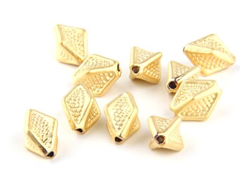 Spotted Rhombus Beads, Diamond Beads, Hexagon Beads, 22K Matte Gold Plated, 10 pieces // GB-119