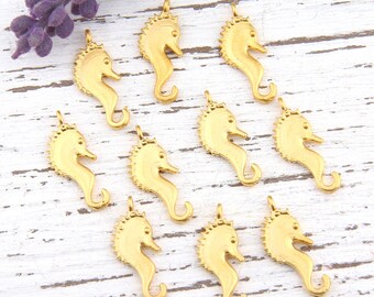 Gold Seahorse Charms, Sea Charms, 10 pieces // GCh-220