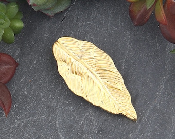 1 Gold Small Leaf Pendant, Slider Leaf Pendant, Jewelry Supplies, 22x47mm // GP-640