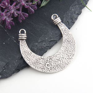 2 Silver Tribal Crescent Pendant with Tree Peel Pattern // SP-307