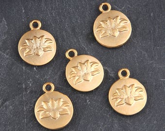 8 Gold Lotus Blume Charms, Blumen Charms, Lotus Charms, Vergoldet // GCh-237