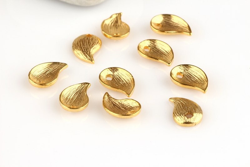 Teardrop / Comma Metal Charms, Gold Drop Charms, 10 Pieces Teardrop / Comma Metal Charms, Gold Drop Charms, 10 Pieces