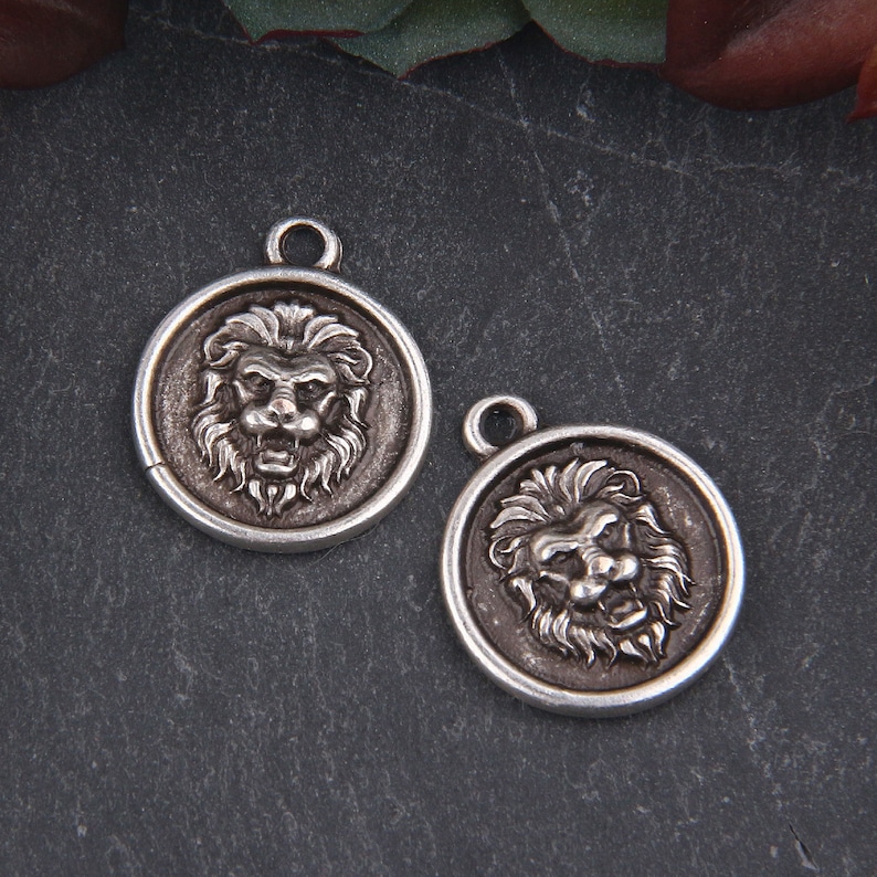 2 x Antique Silver Lion Medallion Charms  Lion Mini Medallion image 0