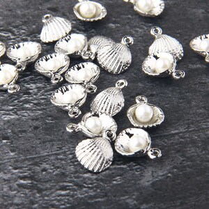 Shiny Silver SeaShell Charms, Scallop Charms, Beach Charms, Nautical Charms, 2 pieces // SCh-261