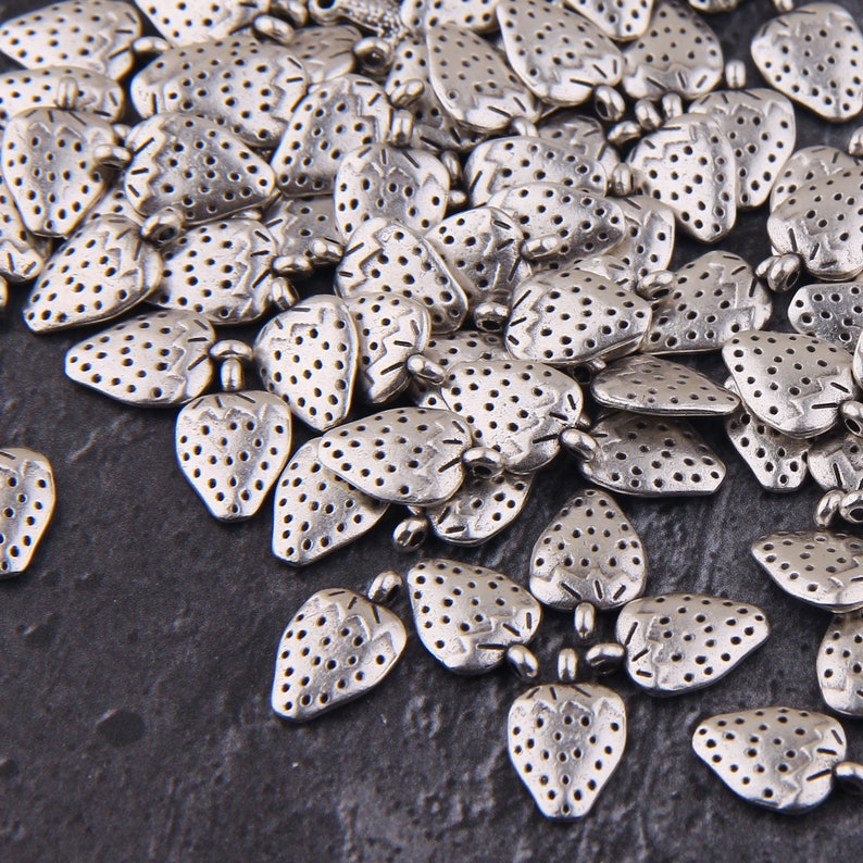 Strawberry Findings Fruit Findings 9x15mm SCh-228 Strawberry Charms Silver Strawberry Charms 10 pcs Fruit Dangles