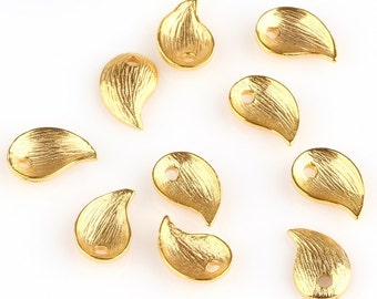 Teardrop / Comma Metal Charms, Gold Drop Charms, 10 pieces // GPCh-078