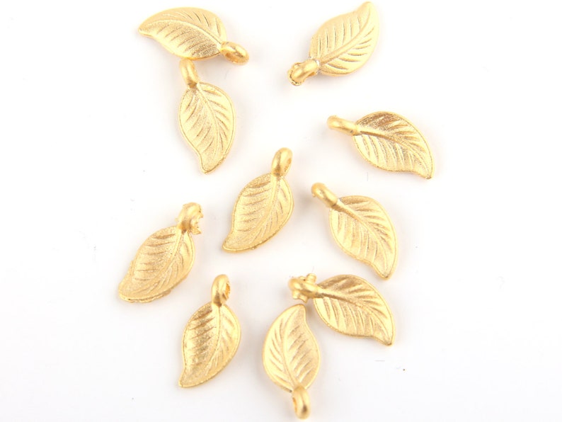 Gold Leaf Charms 22k Matte Gold Plated 10 pcs // GCh-171 | Etsy