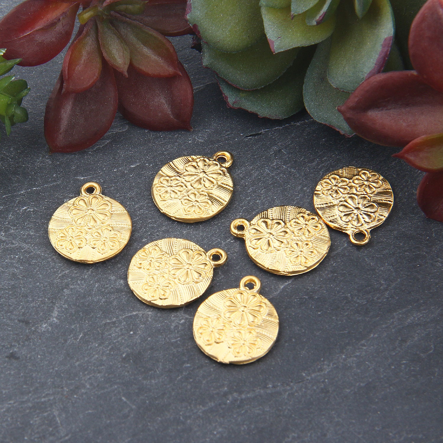 6 Gold Daisy Patterned Round Flat Charms, 14x18 Mm, Jewelry