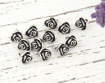 Mini Daisy/Flower Charms, Antique Silver Plated, 12 pieces // SCh-129