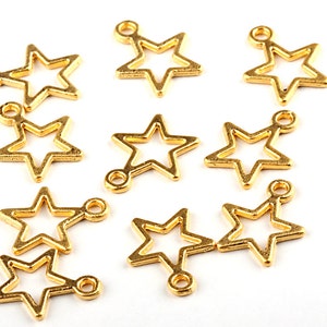 Dijes de estrella de oro, chapado en oro mate de 22 k, 10 piezas // GPCh-133