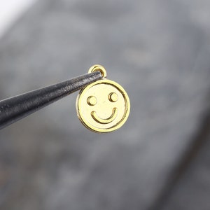 10 Smiley Charm, Mini Smiley Face Charms, Emoji Charms, Earring Components, Zipper Charms, Wine Charms // GCh-452