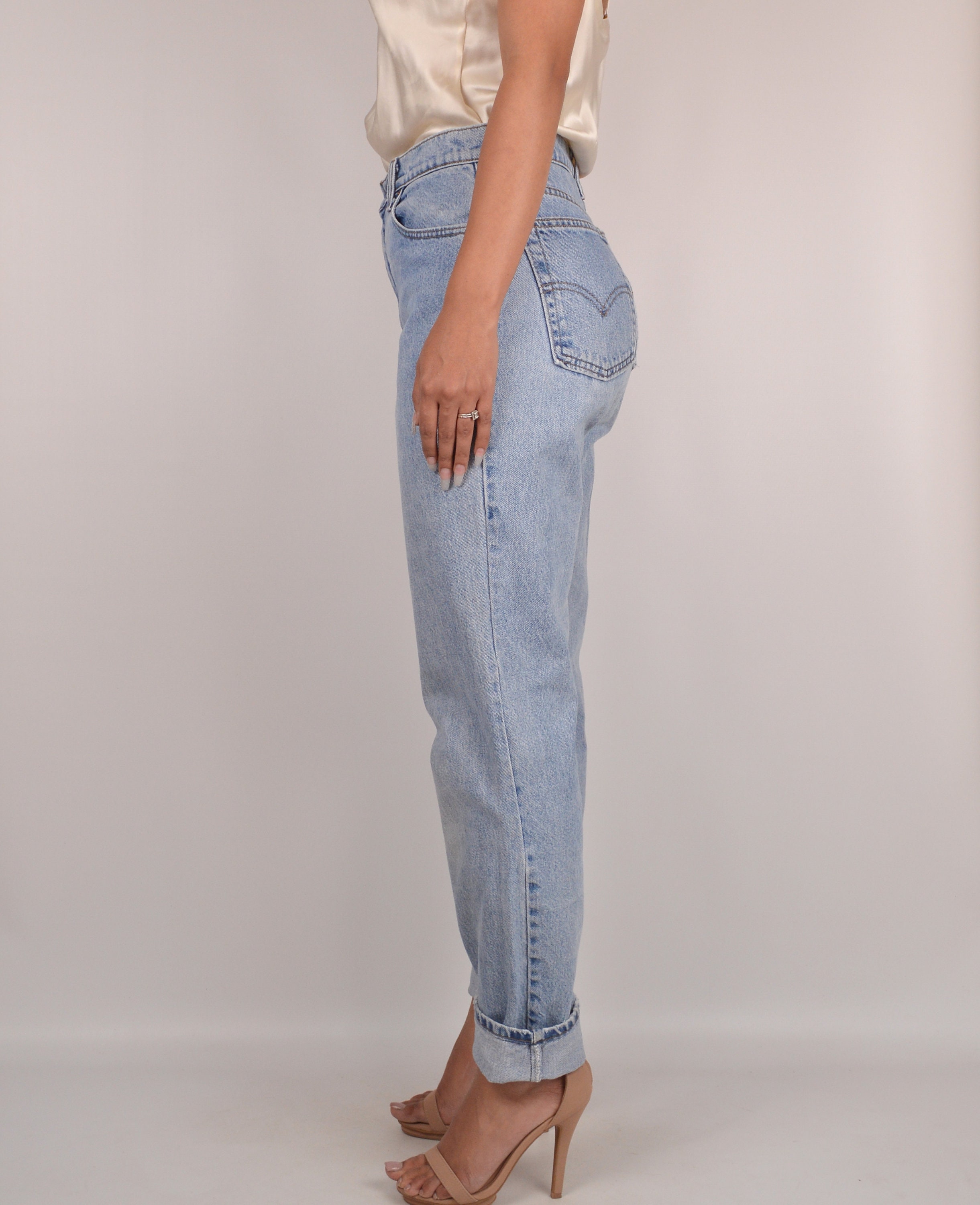 15% OFF Vintage Levi's 551 Jeans / 29.5w / High Waist