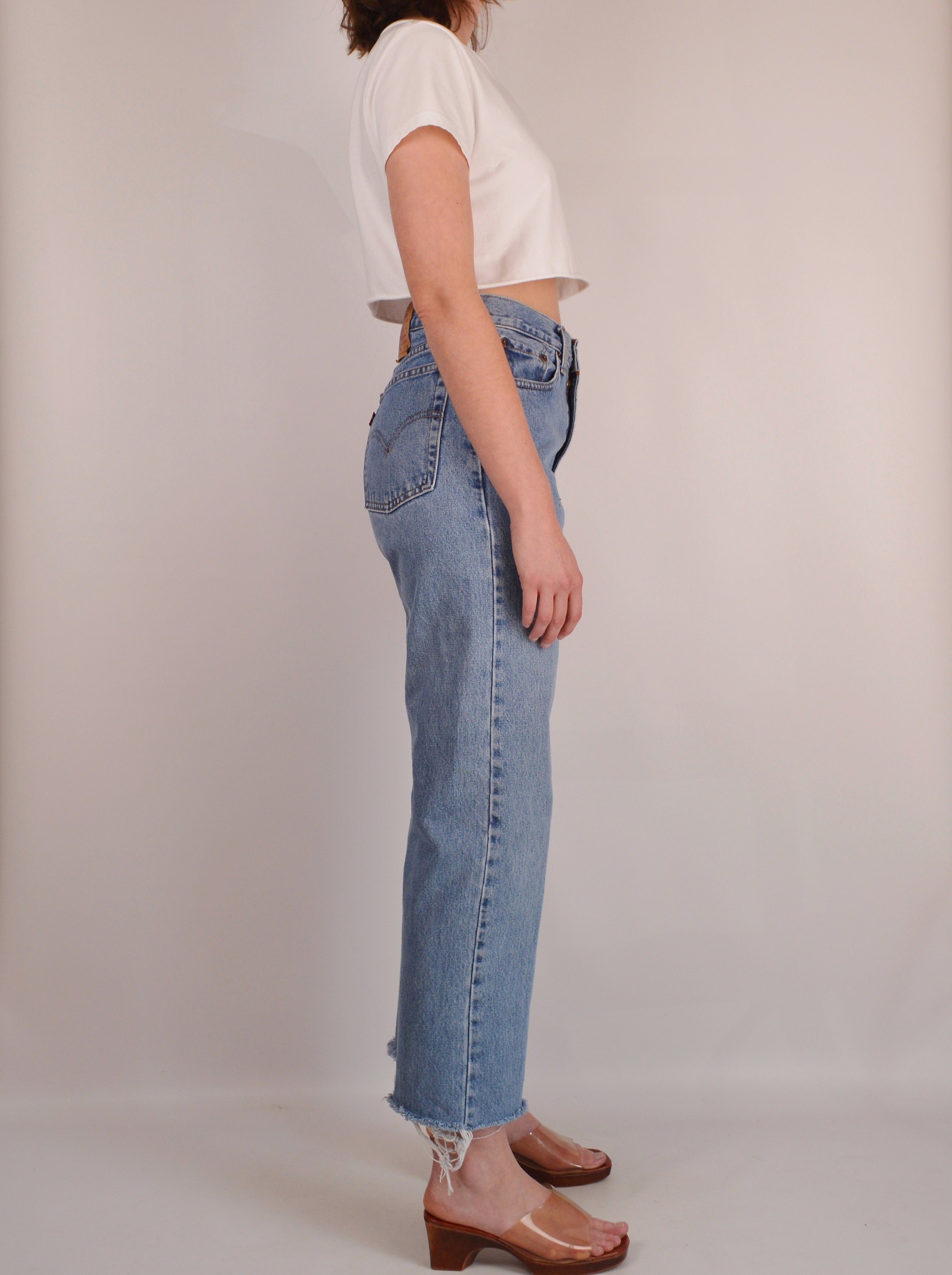 Vintage LEVI'S 560 Cut Off Jeans (28W)