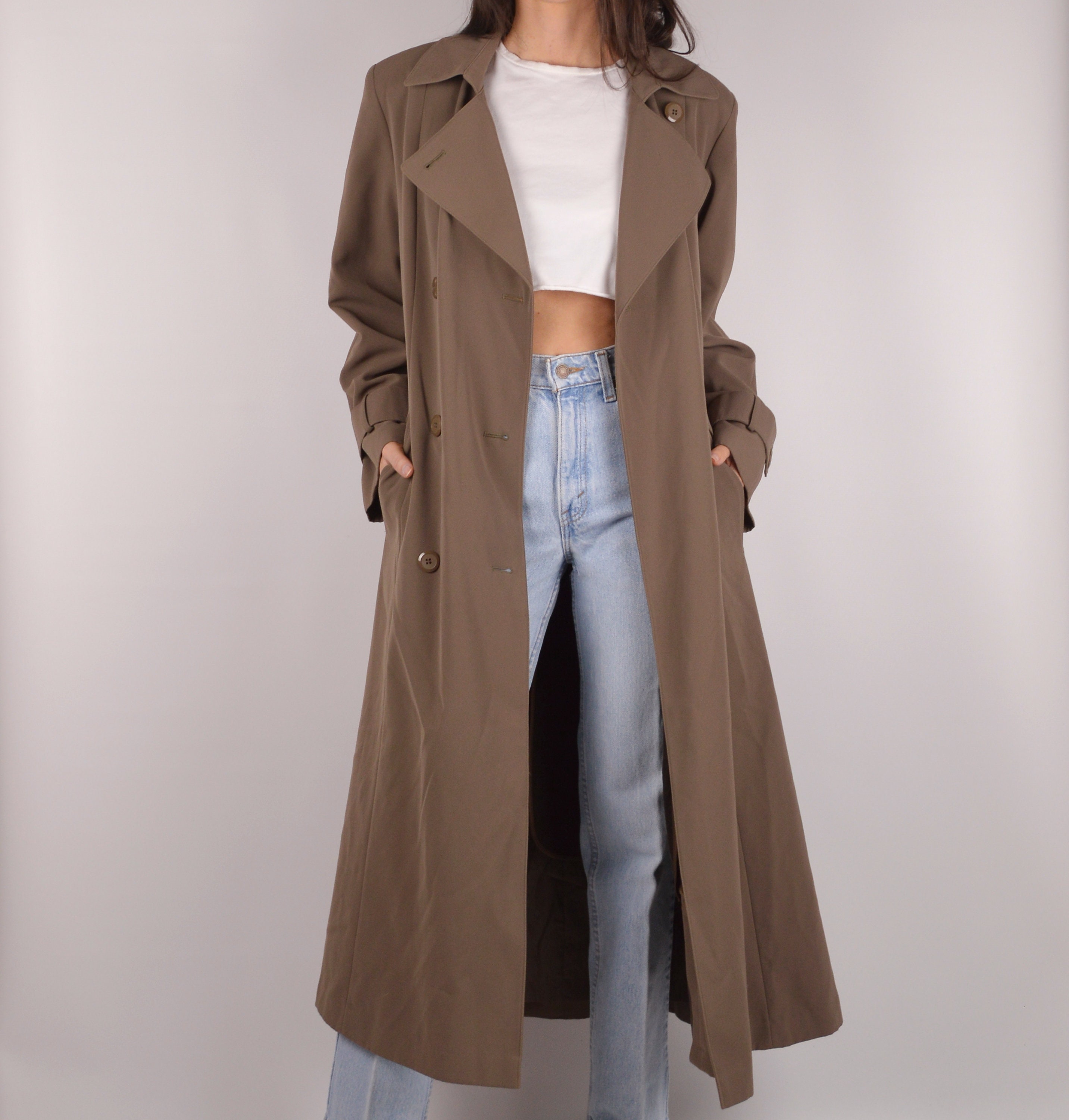 15 off SALE Vintage Taupe Trench Coat / SM